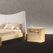 Comodino moderno / in noce / in acero /...