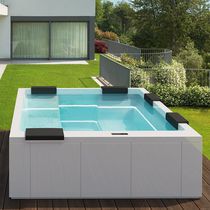 Spa fuoriterra / rettangolare / 6 posti...