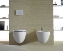 Bidet sospeso / in ceramica