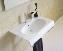 Lavabo sospeso / in ceramica / rettangolare...