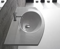 Lavabo sospeso / in ceramica / moderno