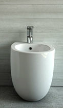 Bidet in ceramica