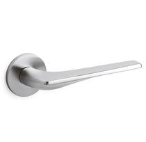 Maniglia per porta / in ottone / moderna
