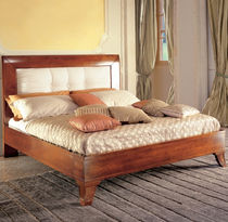 Letto matrimoniale / classico / con testiera...