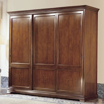 Armadio classico / in legno / a porte scorrevoli