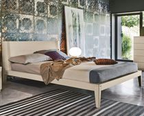 Letto matrimoniale / moderno / con testiera...