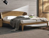 Letto matrimoniale / moderno / con testiera...