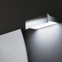 Applique moderna / in cromo / a lampada...