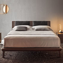 Letto matrimoniale / moderno / con testiera...