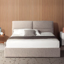 Letto matrimoniale / moderno / imbottito...