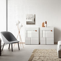 Cassettiera moderna / in legno laccato /...