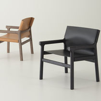 Poltrona moderna / in pelle / in noce /...