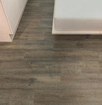 Parquet multistrato / in rovere / spazzolato...