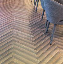 Parquet multistrato / in legno / spazzolato...