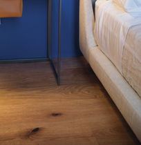 Parquet multistrato / in legno / spazzolato...