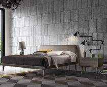 Comodino moderno / in rovere / in acciaio...