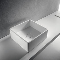 Lavabo da terra / in ceramica / senza foro...