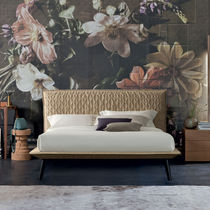 Letto matrimoniale / moderno / imbottito...