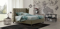 Letto matrimoniale / moderno / imbottito...