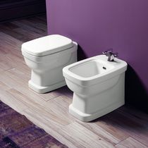 WC da appoggio / filomuro / in ceramica...