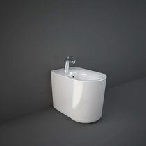 Bidet in ceramica / di Patrick Norguet