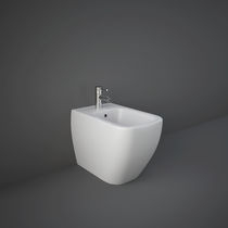 Bidet in ceramica