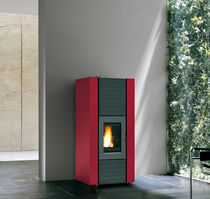 Termostufa a pellet / moderna / in acciaio