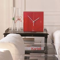 Orologio moderno / a muro / da tavolo /...