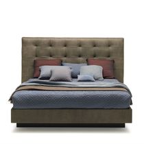 Letto matrimoniale / moderno / imbottito...