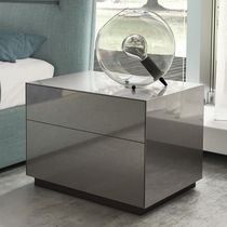 Comodino moderno / in legno / in vetro /...