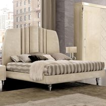Letto matrimoniale / moderno / imbottito...