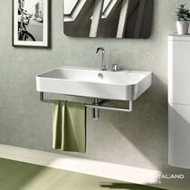 Lavabo sospeso / in ceramica / con portasalviette...