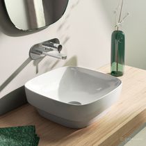 Lavabo da appoggio / in ceramica / quadrato...