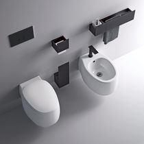 WC sospeso / in ceramica / in metallo /...