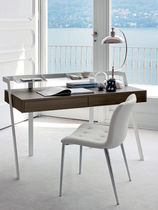 Scrivania in legno / in metallo laccato...
