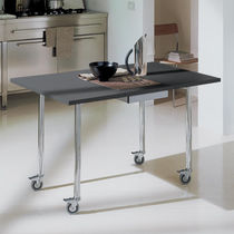 Tavolo moderno / in metallo laccato / con...