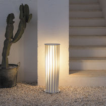 Lampada da terra / moderna / in alluminio...