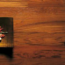 Parquet multistrato / in teak / in betulla...