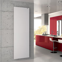 Radiatore ad acqua calda / elettrico / 751...