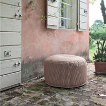 Pouf moderno / in tessuto / tondo / quadrato