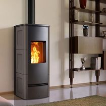 Stufa a pellet / 0 - 5 kW / 11 kW / con...
