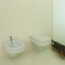 WC sospeso / in ceramica / con sciacquone...