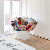 Poltrona design originale / in tessuto /...