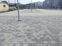 Pavimentazione in pietra naturale / carrabile...