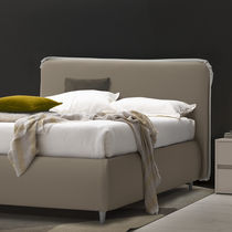 Letto matrimoniale / moderno / imbottito...