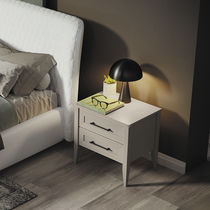 Comodino classico / in legno laccato / con...