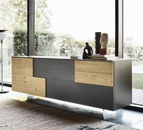Credenza moderna / in legno laccato / impiallacciata...