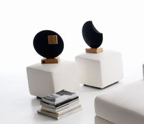 Pouf moderno / in tessuto / in pelle / quadrato