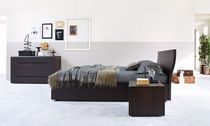 Letto matrimoniale / moderno / in legno