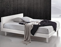 Letto matrimoniale / moderno / imbottito...